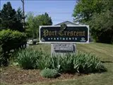 Port Crescent Apartment Sign and open space