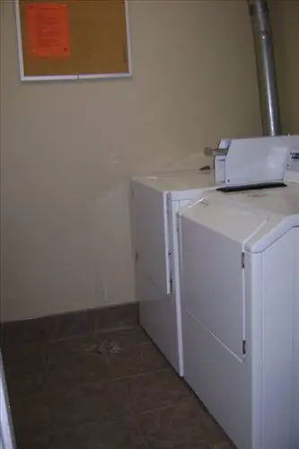 Remus Apartments Interior and laundry