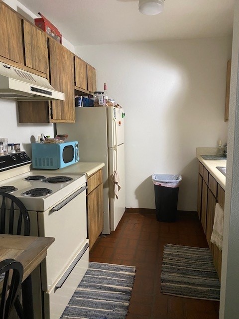 Ridgeview apartments interior kitchen