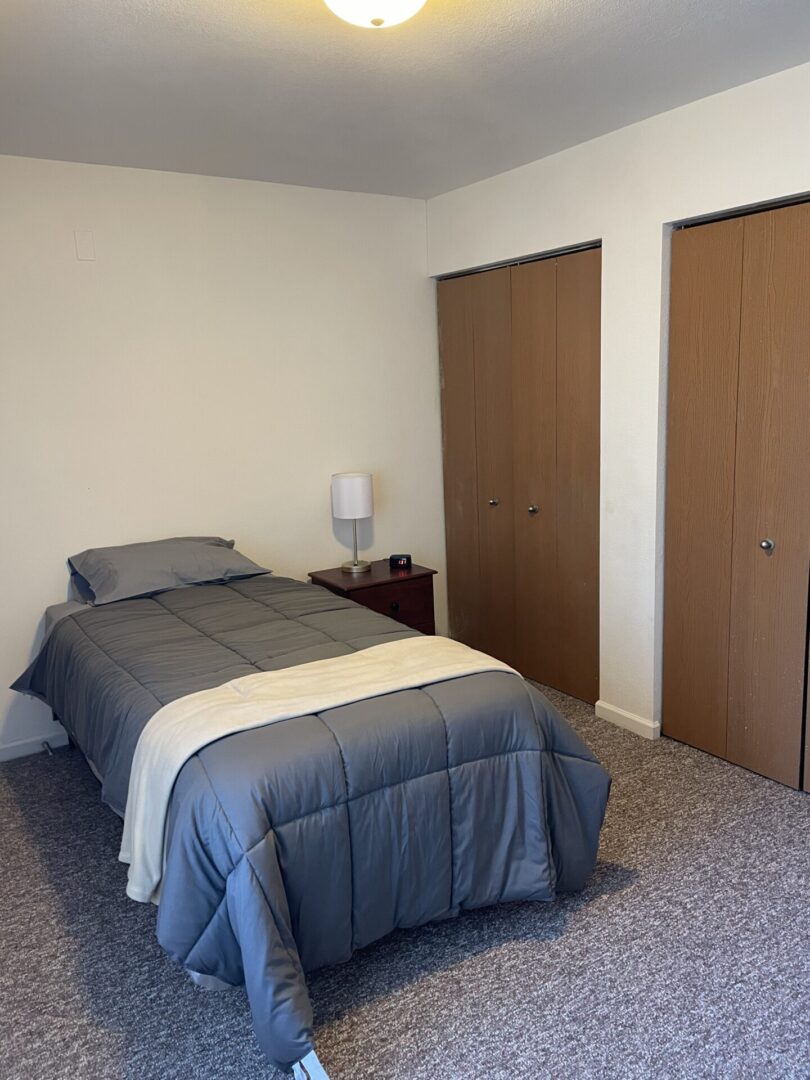Single Bed Small Room Interior Design